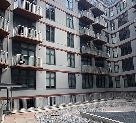 5th image of 2120 Vermont Ave NW APT 105