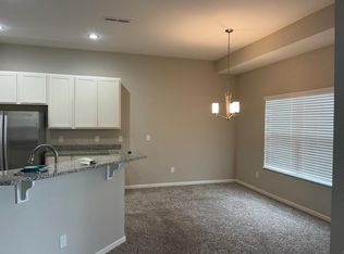 3559 Evelynton Ave, Lewis Center, OH 43035