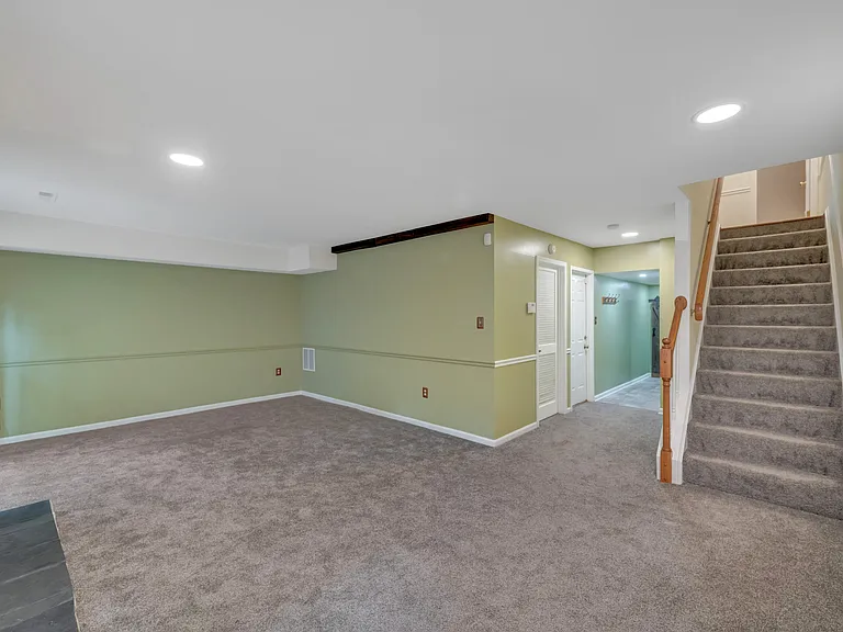 1427 McLean Mews Ct — Photo 13