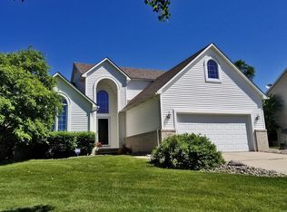 5499 Windermere Dr, Grand Blanc, MI 48439