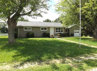 1801 W Country Club Rd, Connersville, IN 47331