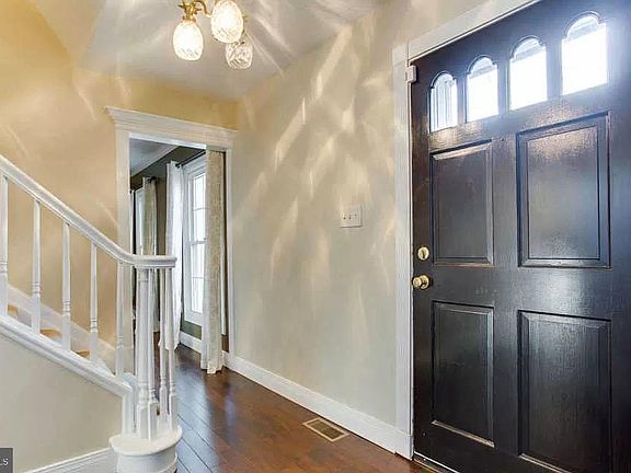 4th image of 10729 Acorn Knoll Ct