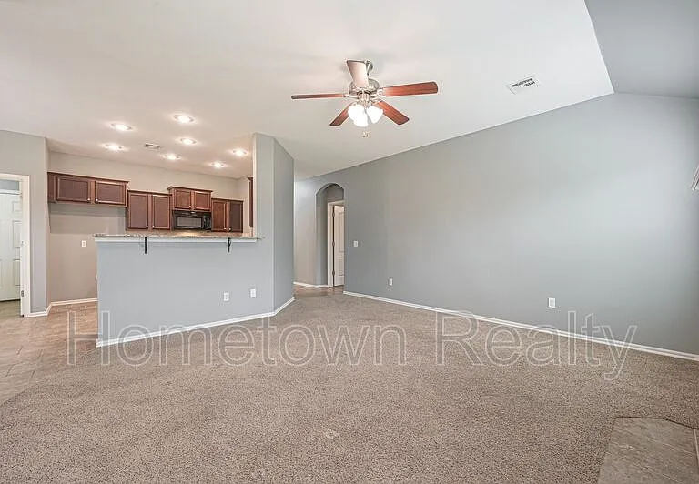 11521 SW 24th St — Photo 4