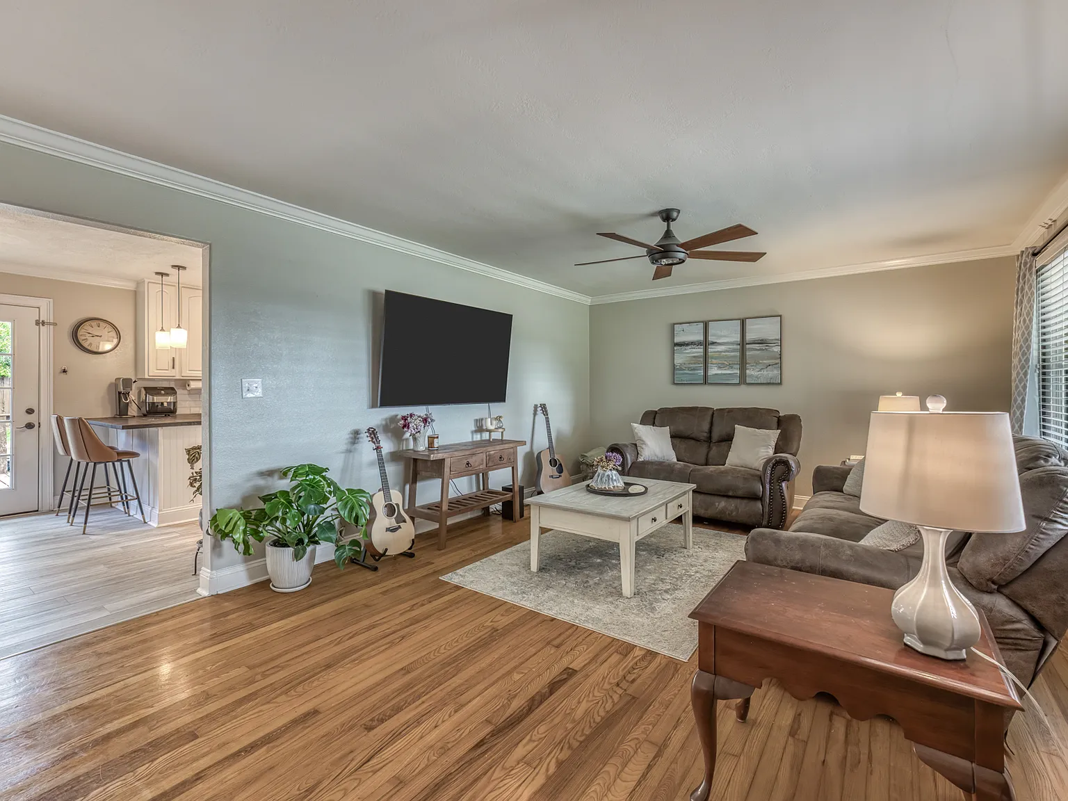 4 bed, 1718 sqft, $2,750 — Photo 4