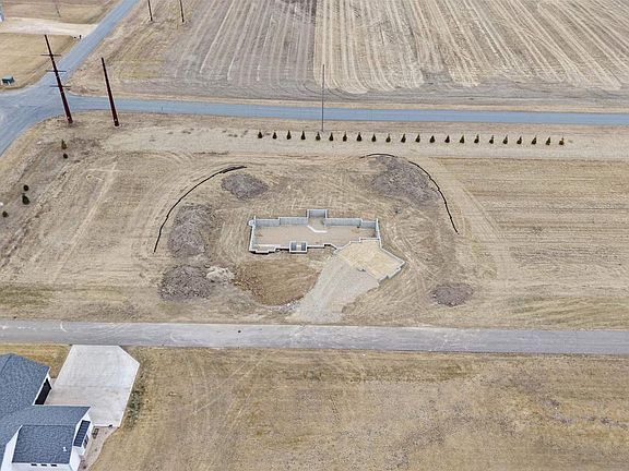 2nd image of 2981 Muller Road