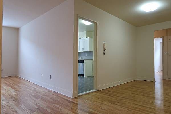 2nd image of 4110 Bowne St APT 4L