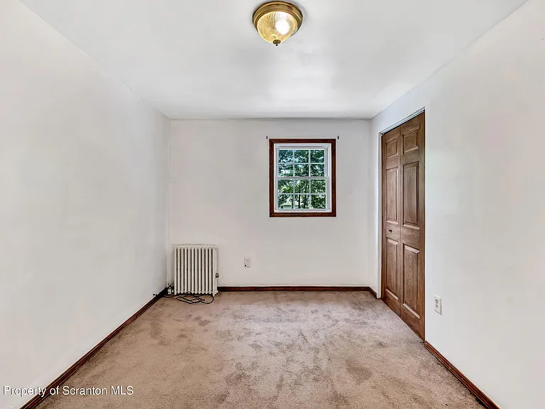 630 E Lackawanna Ave — Photo 15