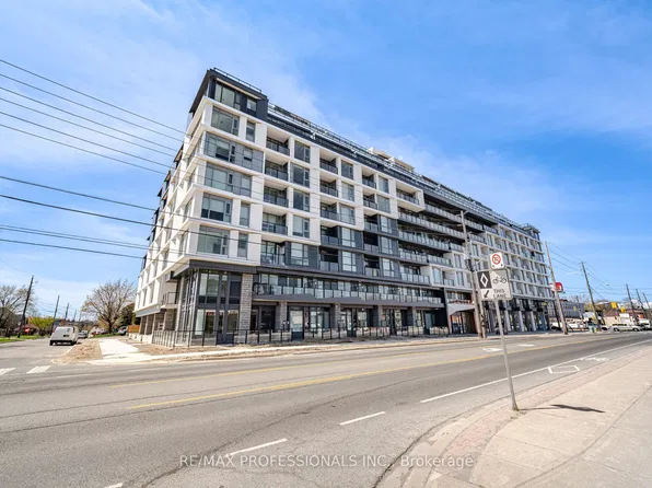 556 Marlee Ave #903, Toronto, ON M6B 3J4