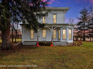 218 E Maple Ave, Bancroft, MI 48414