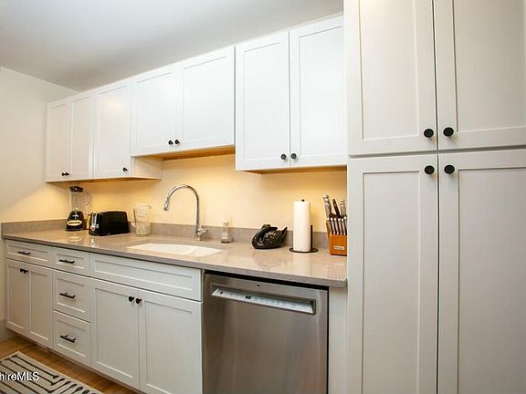 4th image of 44 Main St #4