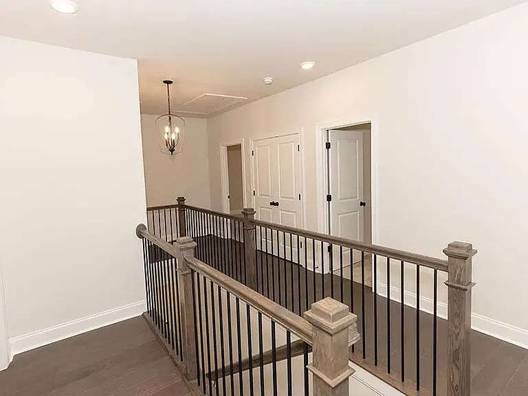 1056 Burton Bend Trl — Photo 5