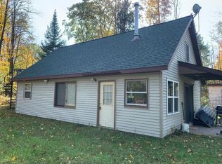 W1001 Van Alstine Rd, White Lake, WI 54491