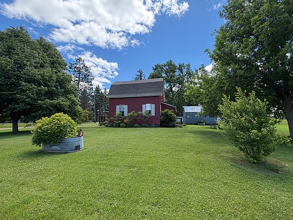 3rd image of 7541 Cedar St