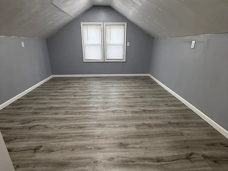 7011 Meadow Ave — Photo 8