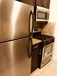 Rented by Metropolis Real Estate of Manhattan