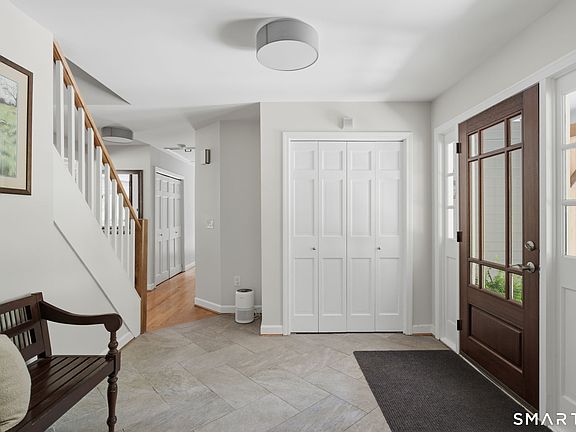 3rd image of 45 Barberry Drive