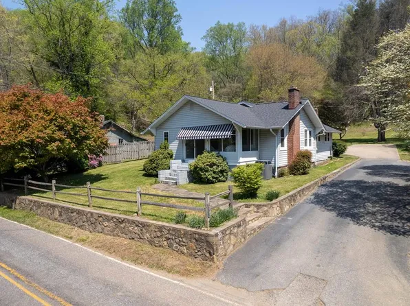 590 Dillsboro Rd, Sylva, NC 28779