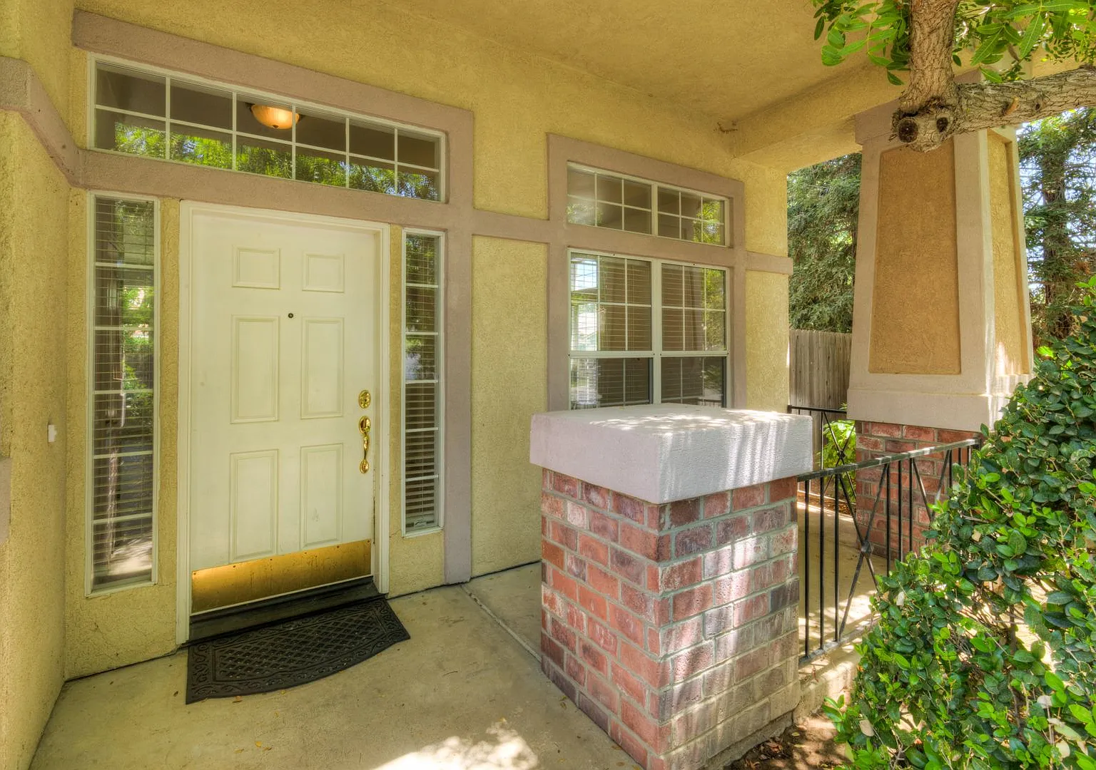 5508 W Bluff Avenue — Photo 4