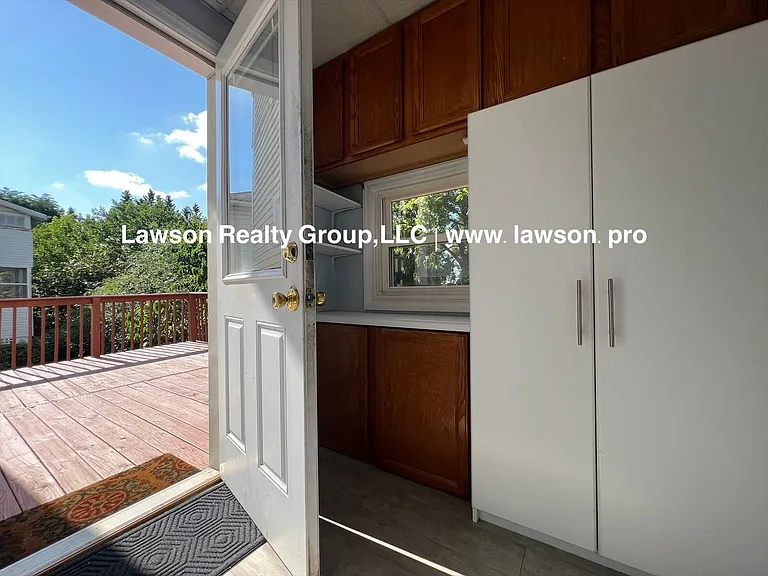 2148 Berkley Ave SW — Photo 39