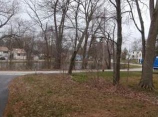 20 Campers Trl, North Chelmsford, MA 01863