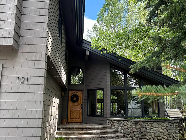 121 Mayleaf Rd — Photo 19