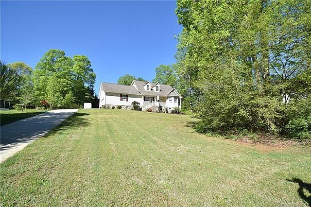 1st image of 3998 Stoney Creek Dr