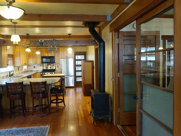 View from Front Door to the Door to the Sun Porch at Rear