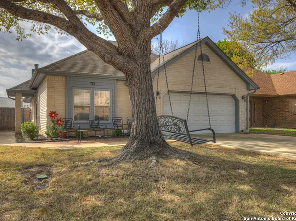 713 Woodrow Cir, New Braunfels, TX 78130