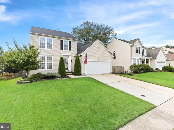 6 Braemar Dr, Newark, DE 19711
