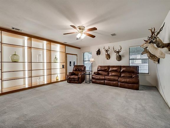 2nd image of 3603 Carrington Dr