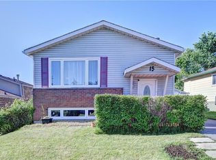 15 Cluthe Cres, Kitchener, ON N2P1N1