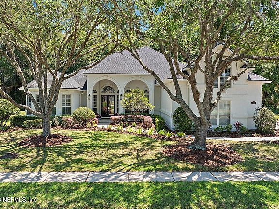 2nd image of 380 CLEARWATER Drive