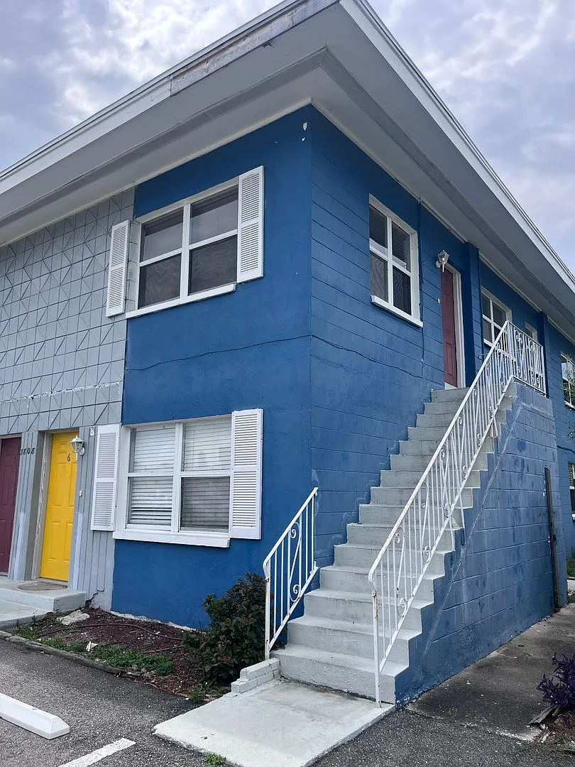 3806 -3808 W El Prado Blvd — Photo 1