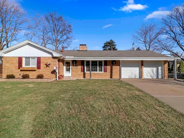 3411 W Chartwell Rd, Peoria, IL 61614