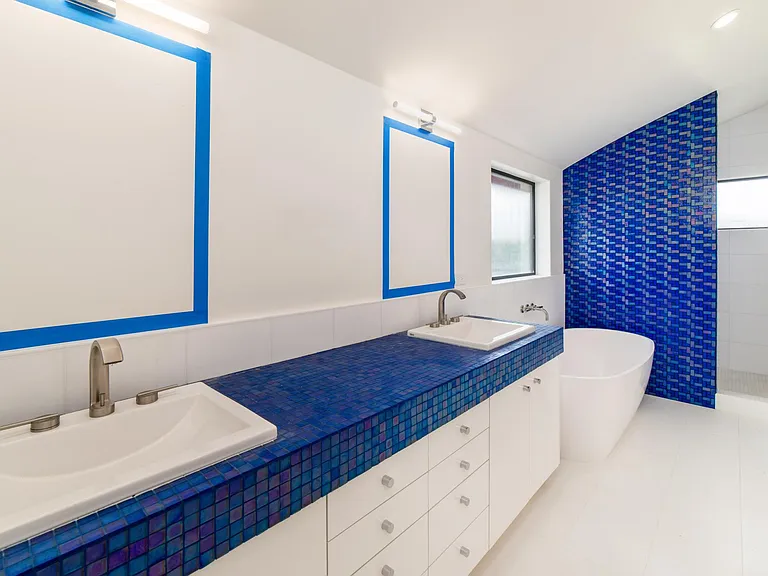157 W Leucadia Blvd — Photo 10