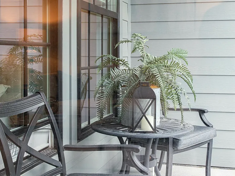 Spacious Apartment Balcony | Cincinnati OH Apartments For Rent | The residences at MQ