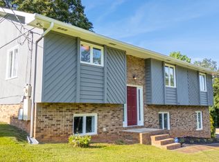 1326 Greensboro Dr, Oxford, AL 36203