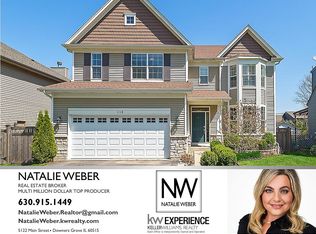 1112 Oxford St, Downers Grove, IL 60516