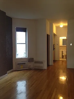 Rented by Jason Rosenberg, LREB | media 55