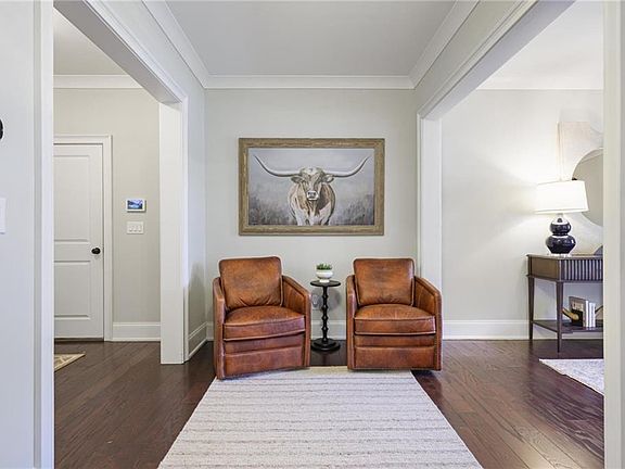 5th image of 1025 Crossvine Rd