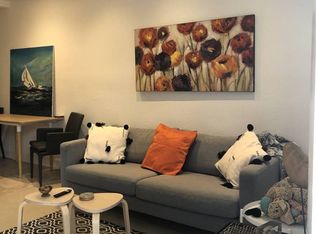 945 Meridian Ave, Miami Beach, FL 33139