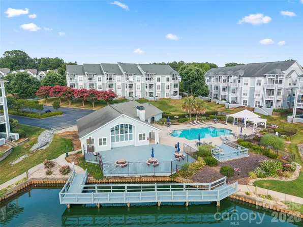 18730 Nautical Dr APT 101, Cornelius, NC 28031