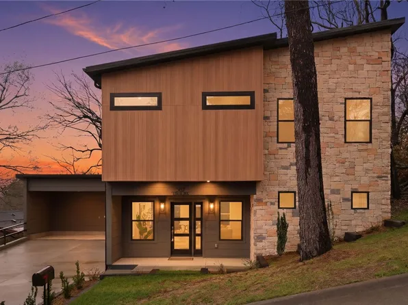 567 Blair Ave, Fayetteville, AR 72701