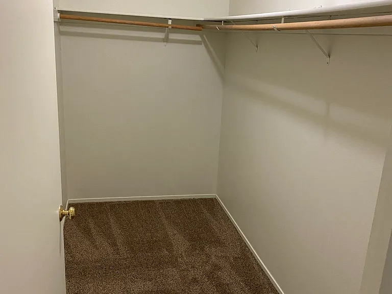 2086 NE Linnea Dr #2 — Photo 12