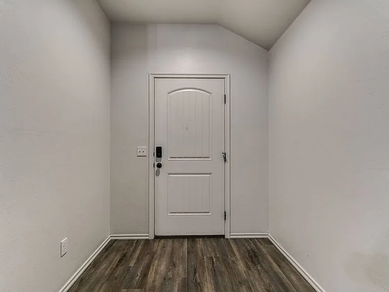 436 Chalk Hill Ct — Photo 36