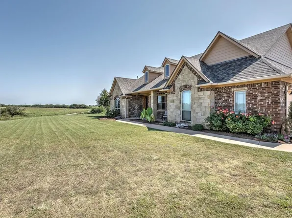 2 Baylee Creek Trl, Lawton, OK 73501
