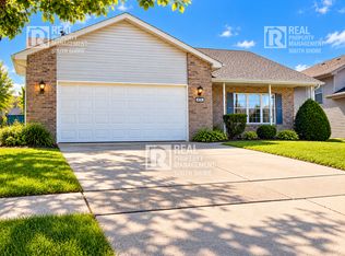 8735 E 124th Pl, Crown Point, IN 46307