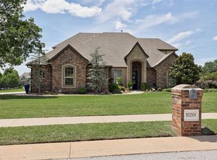 10201 Ashewood Dr, Oklahoma City, OK 73151