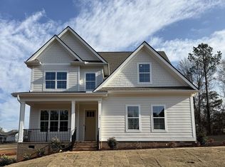 107 Halowell Ln, Travelers Rest, SC 29690