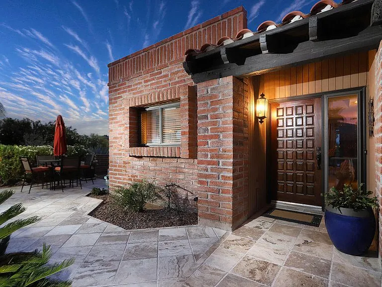 4370 N Camino De Carrillo — Photo 6